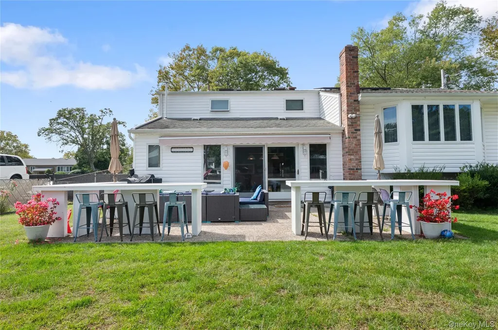 5 Canterbury Drive Coram NY 11727
