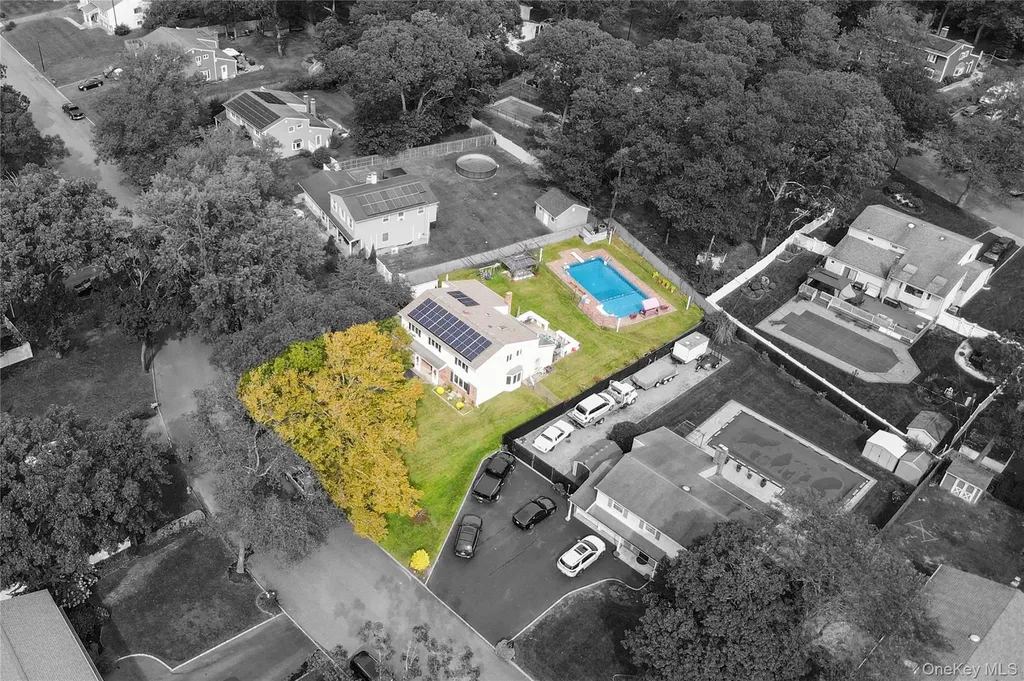 5 Canterbury Drive Coram NY 11727