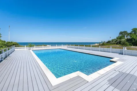 56765 Route 48 Greenport NY 11944