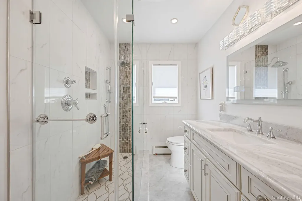 16 Dexter Lane Kings Park NY 11754