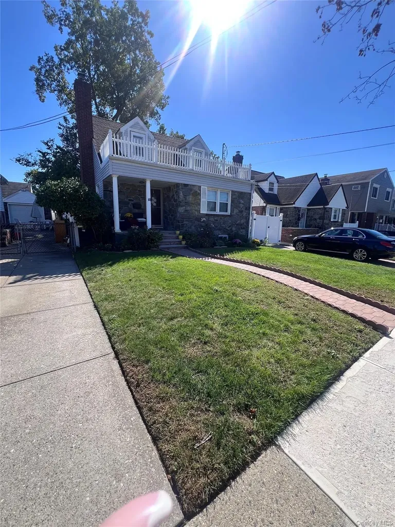44 Frank Street Valley Stream NY 11580