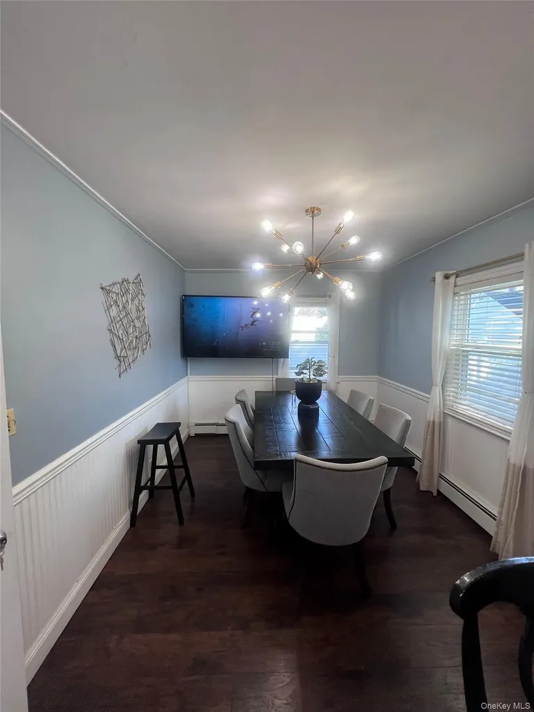 44 Frank Street Valley Stream NY 11580