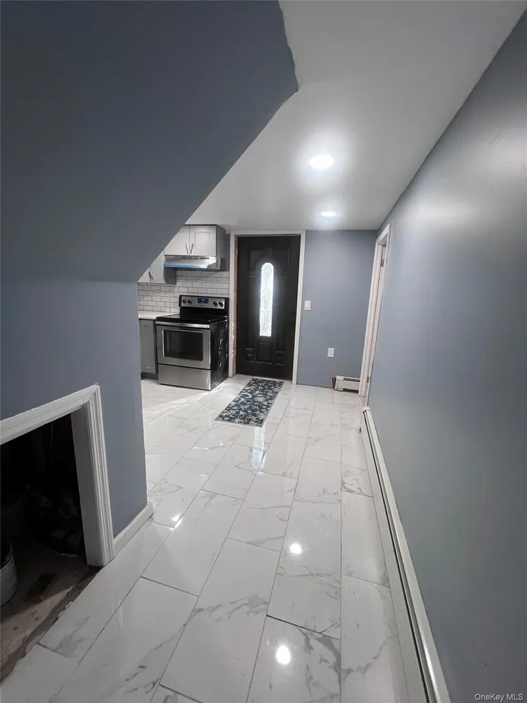 44 Frank Street Valley Stream NY 11580
