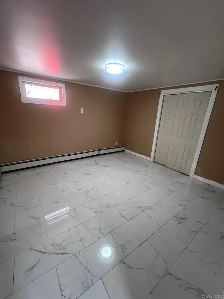 44 Frank Street Valley Stream NY 11580