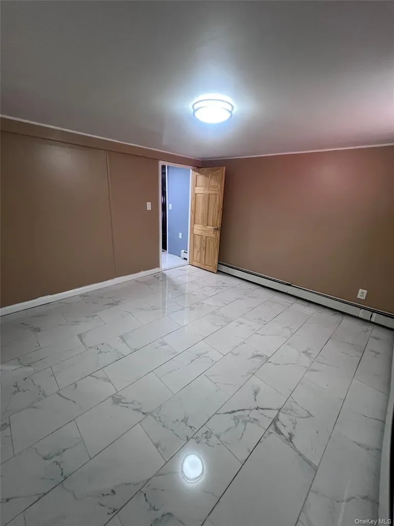 44 Frank Street Valley Stream NY 11580
