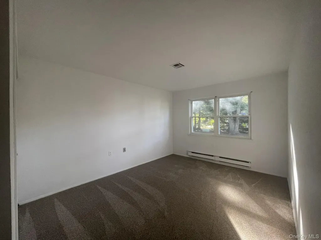 323 Brownfield Drive Ridge NY 11961