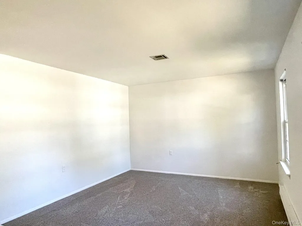 323 Brownfield Drive Ridge NY 11961
