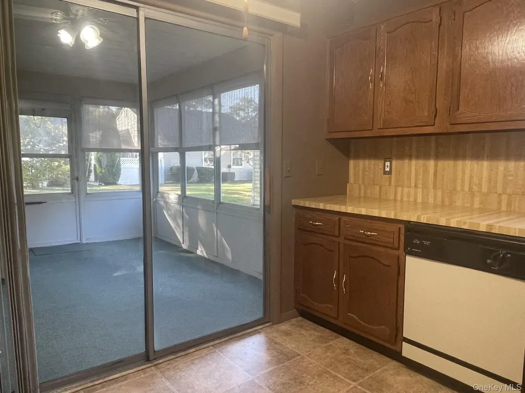 323 Brownfield Drive Ridge NY 11961