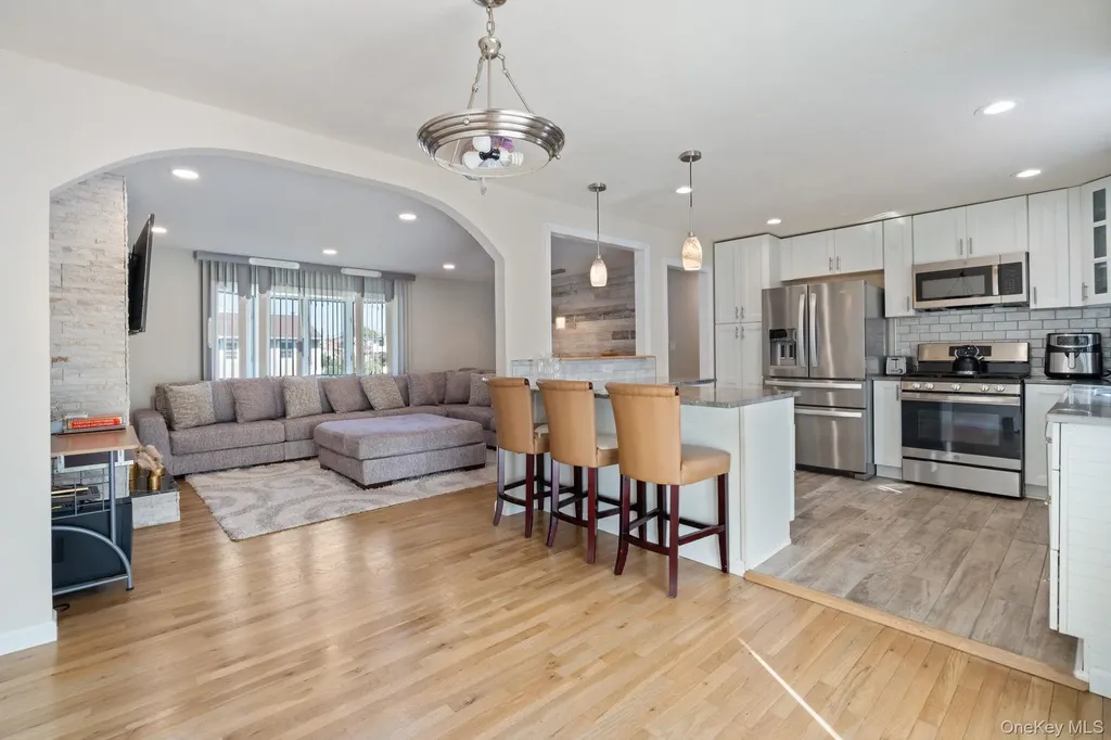 1040 Donna Court Baldwin NY 11510