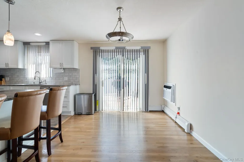 1040 Donna Court Baldwin NY 11510