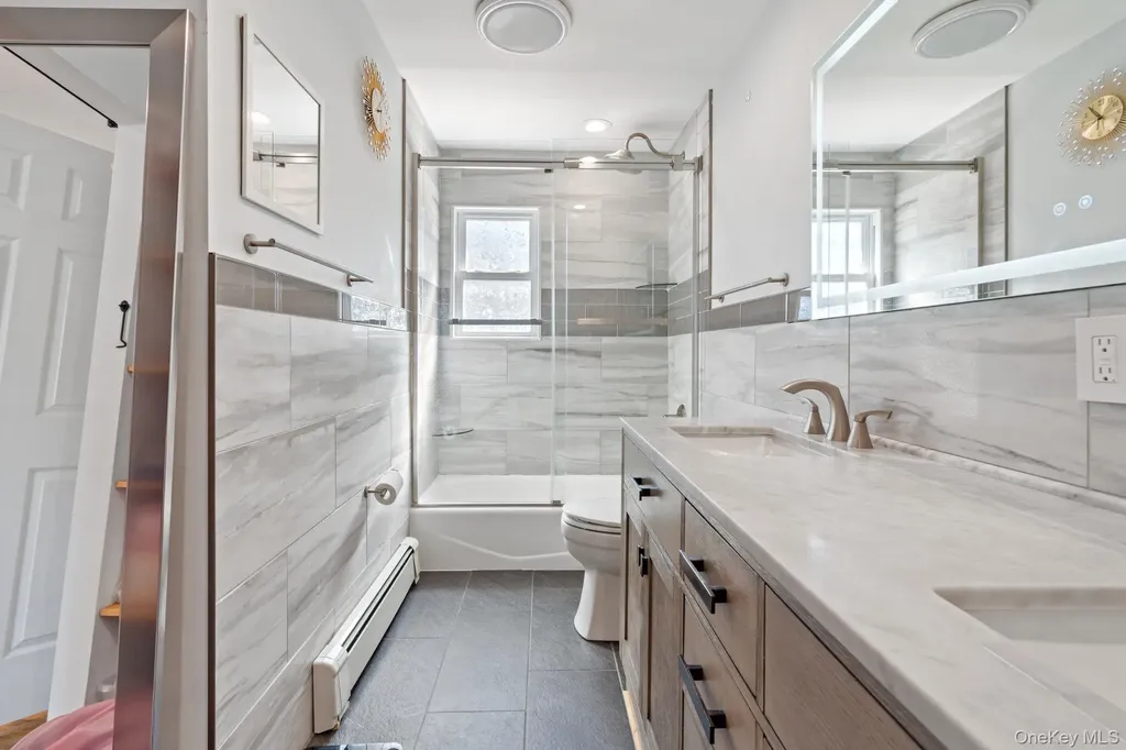 1040 Donna Court Baldwin NY 11510