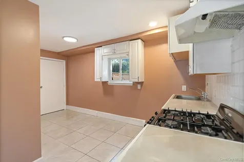 1040 Donna Court Baldwin NY 11510