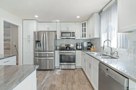 1040 Donna Court Baldwin NY 11510