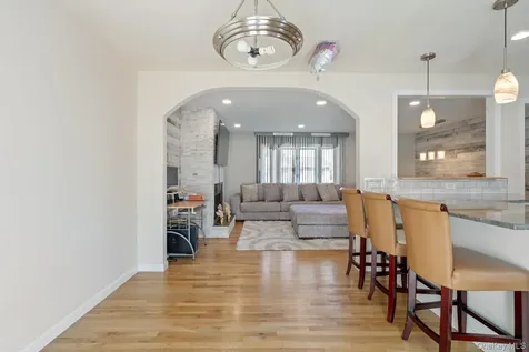 1040 Donna Court Baldwin NY 11510