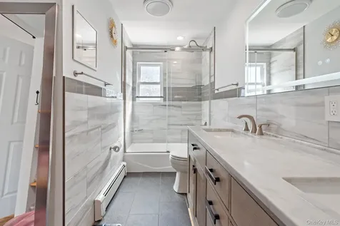 1040 Donna Court Baldwin NY 11510