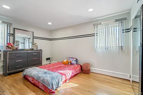 1040 Donna Court Baldwin NY 11510