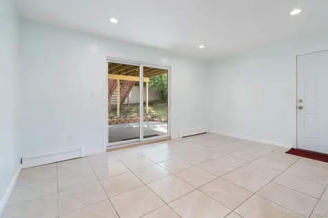 1040 Donna Court Baldwin NY 11510