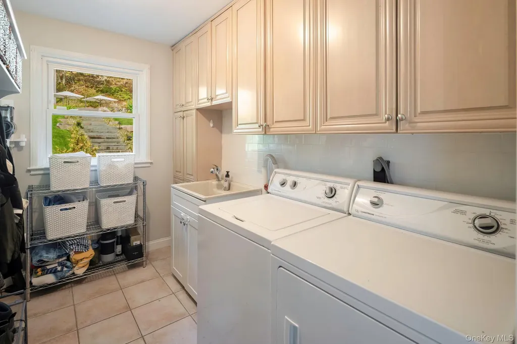 36 Pond Hill Road Chappaqua NY 10514