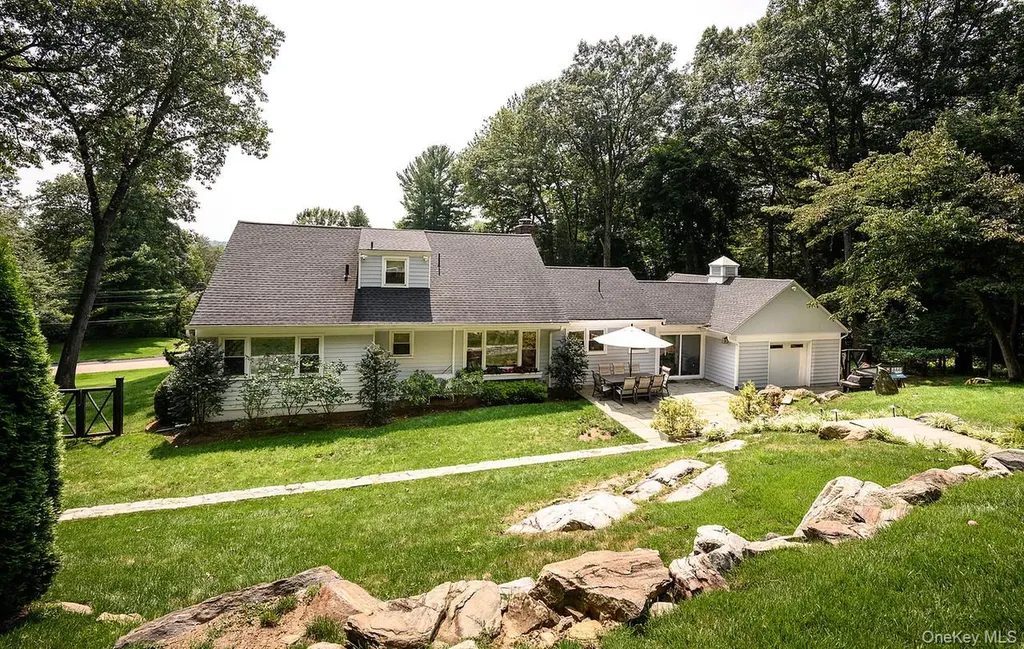 36 Pond Hill Road Chappaqua NY 10514