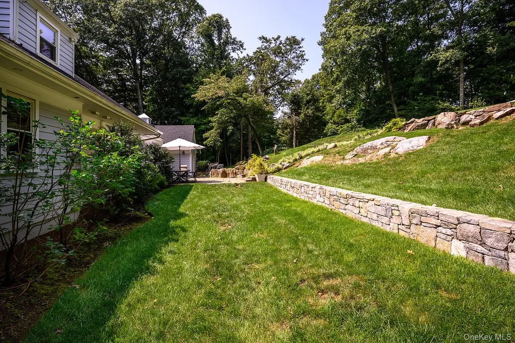 36 Pond Hill Road Chappaqua NY 10514