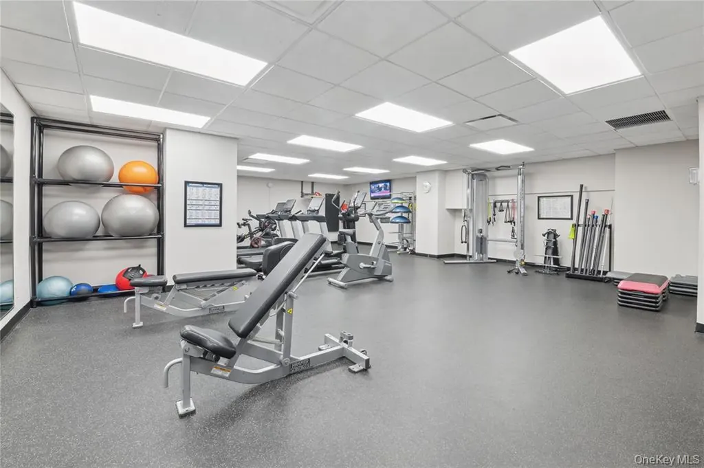 25 Neptune Boulevard Long Beach NY 11561