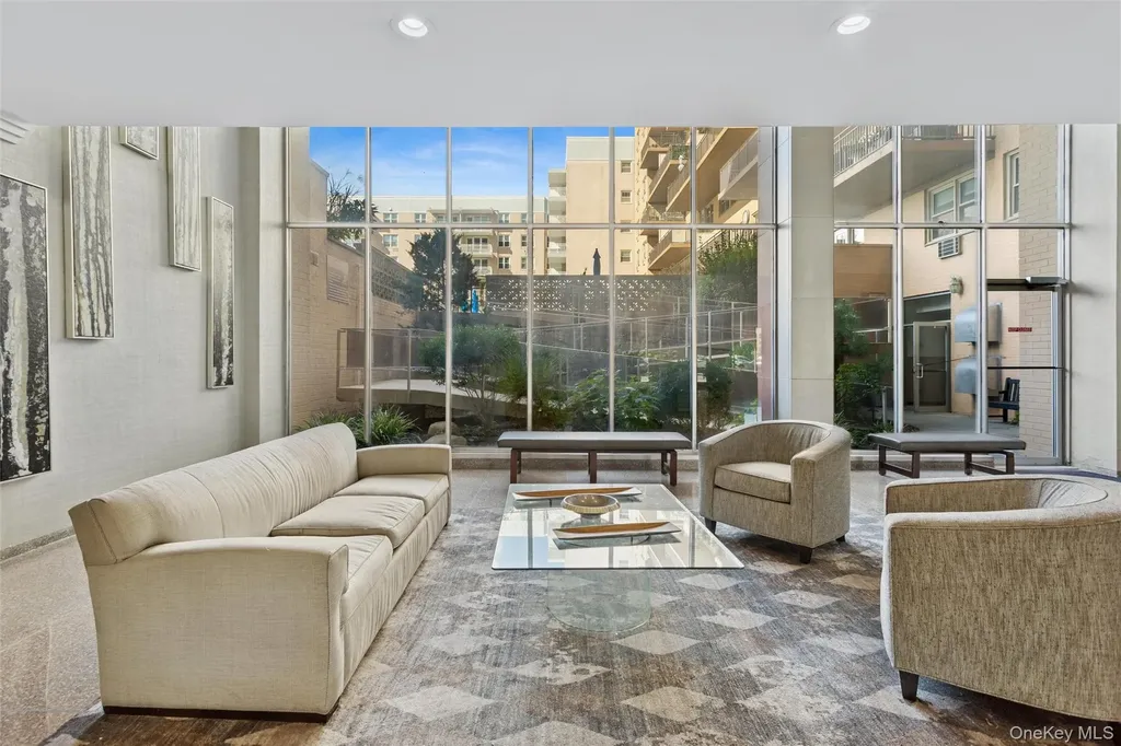 25 Neptune Boulevard Long Beach NY 11561