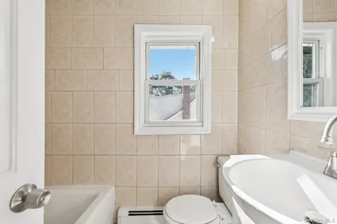 18 Lockwood Road Bay Shore NY 11706