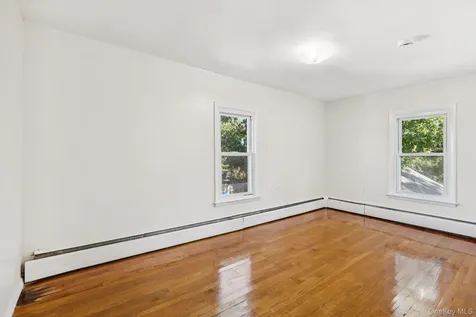 18 Lockwood Road Bay Shore NY 11706