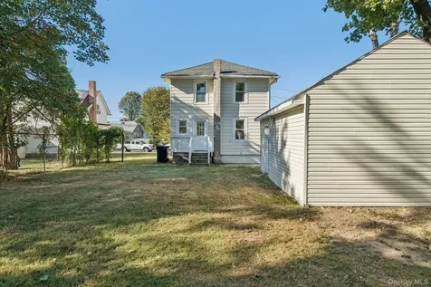 18 Lockwood Road Bay Shore NY 11706