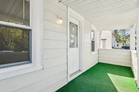 18 Lockwood Road Bay Shore NY 11706