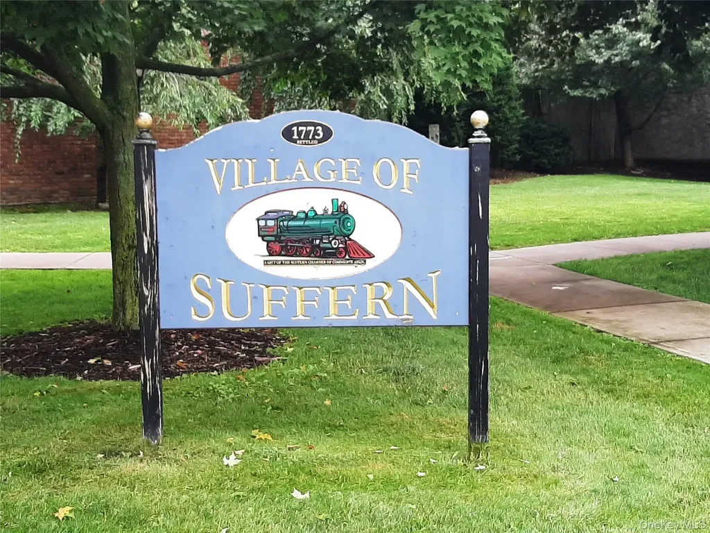 5 Oakdale Manor Suffern NY 10901