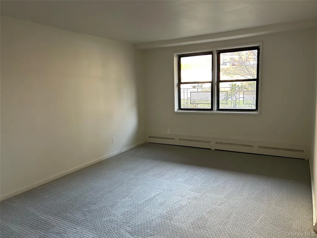 5 Oakdale Manor Suffern NY 10901