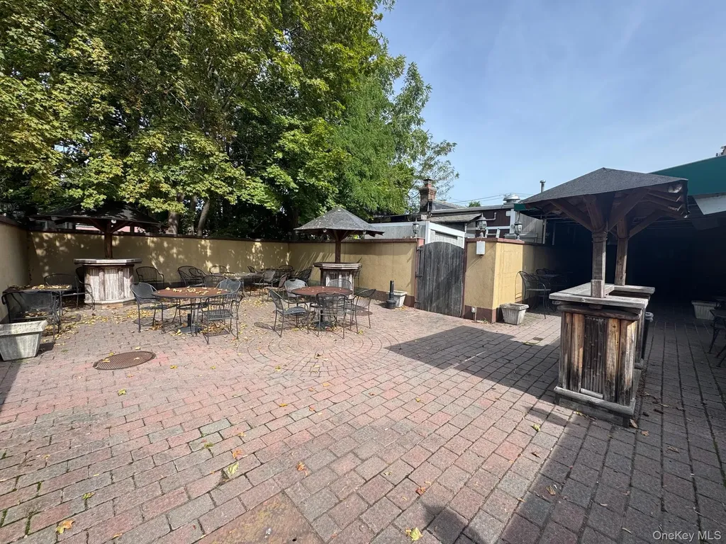 42-46 Broadway Rocky Point NY 11778