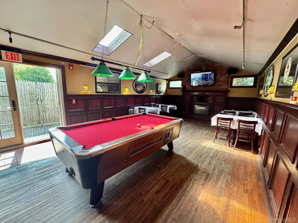42-46 Broadway Rocky Point NY 11778