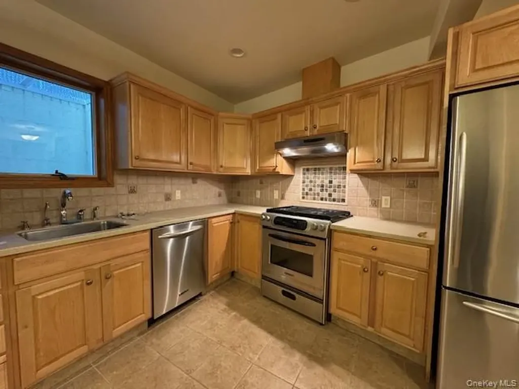 342 Main Street Setauket NY 11733