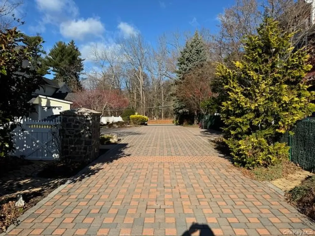 342 Main Street Setauket NY 11733