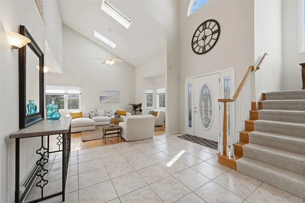 5 Mill Race Road Hampton Bays NY 11946