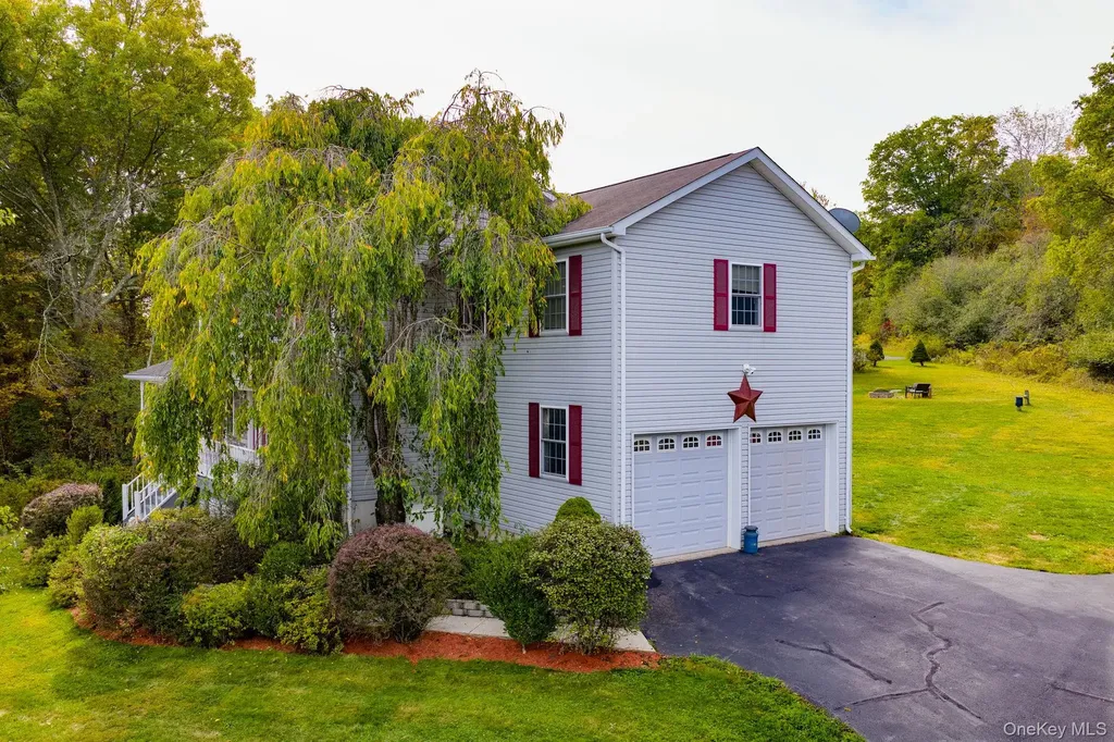 52 Hill Road Middletown NY 10941