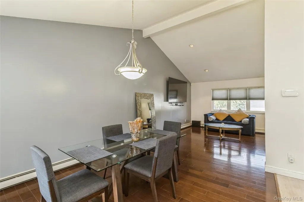 4 Monarch Avenue Selden NY 11784