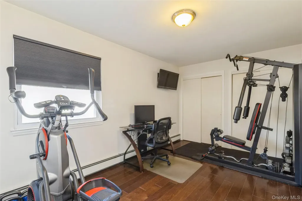 4 Monarch Avenue Selden NY 11784