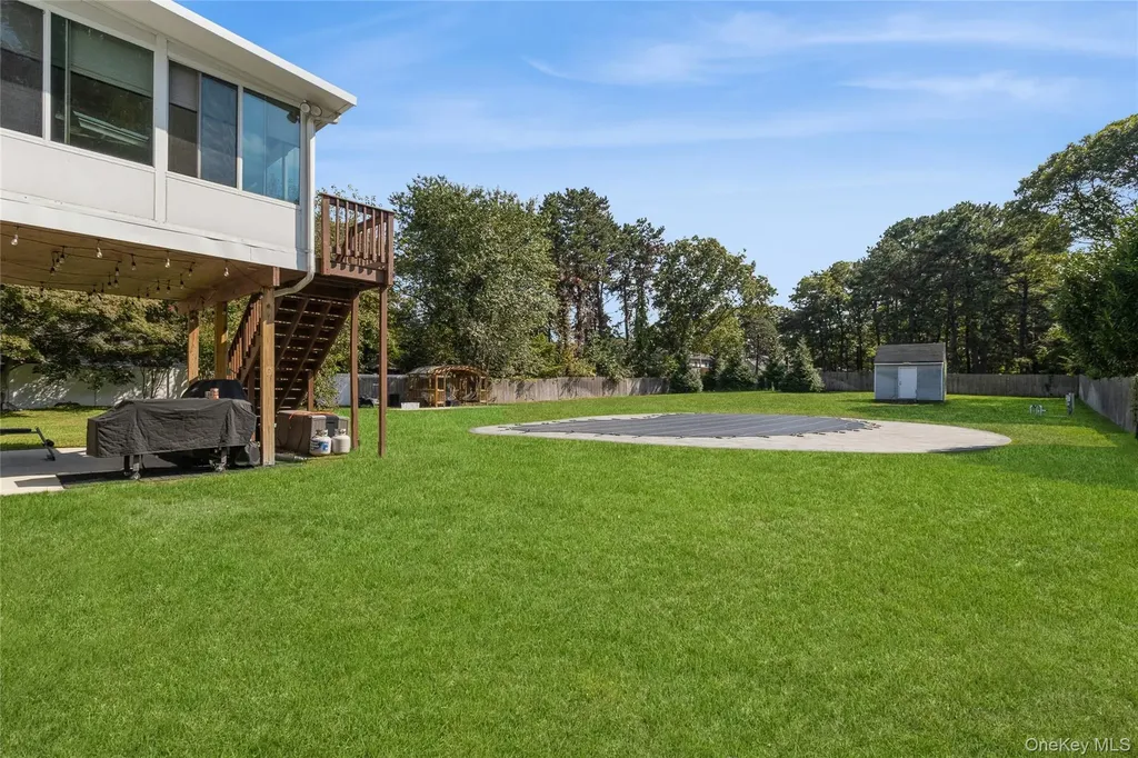 4 Monarch Avenue Selden NY 11784