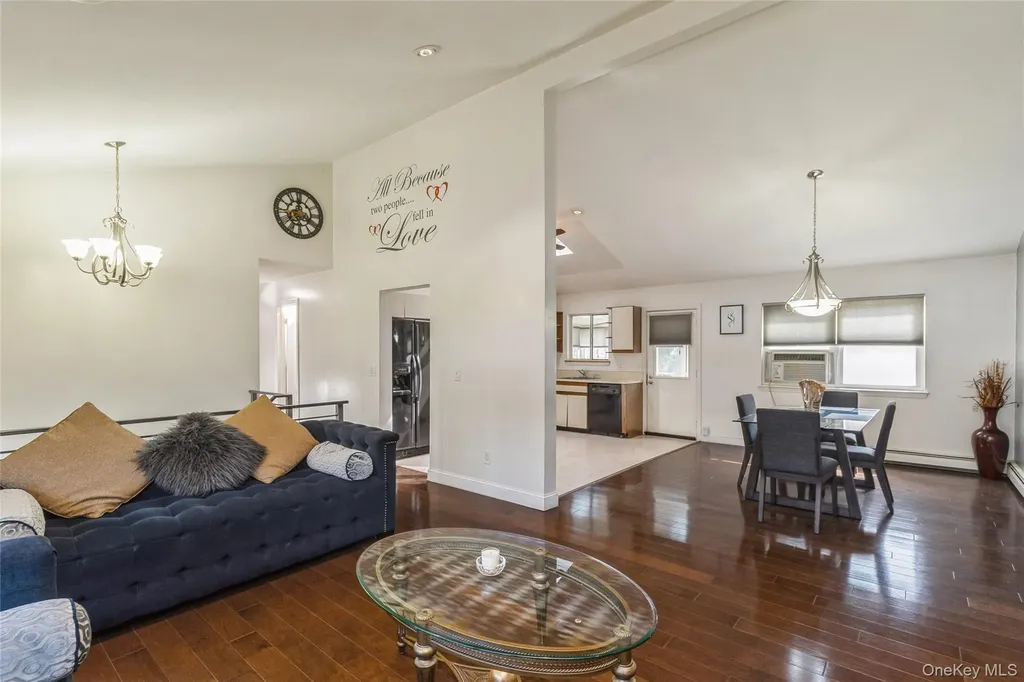4 Monarch Avenue Selden NY 11784