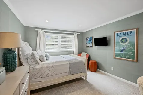 336 Bay Avenue Huntington Bay NY 11743