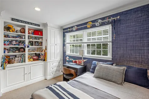 336 Bay Avenue Huntington Bay NY 11743