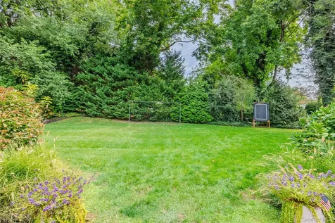336 Bay Avenue Huntington Bay NY 11743