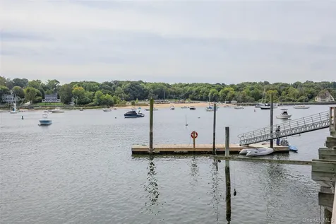 336 Bay Avenue Huntington Bay NY 11743