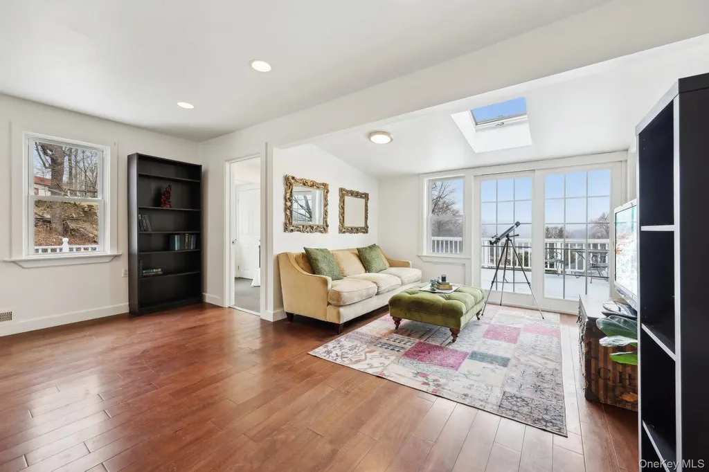 29 Fairway Mahopac NY 10541