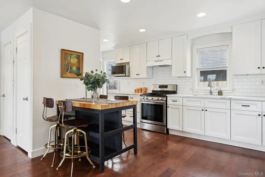 29 Fairway Mahopac NY 10541