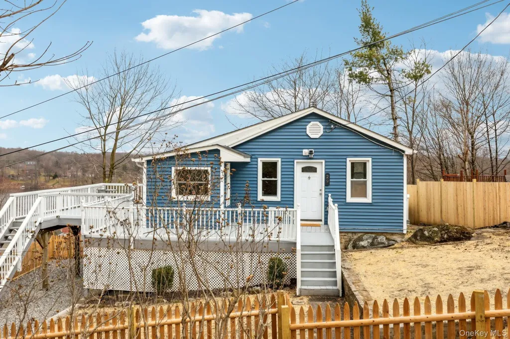 29 Fairway Mahopac NY 10541