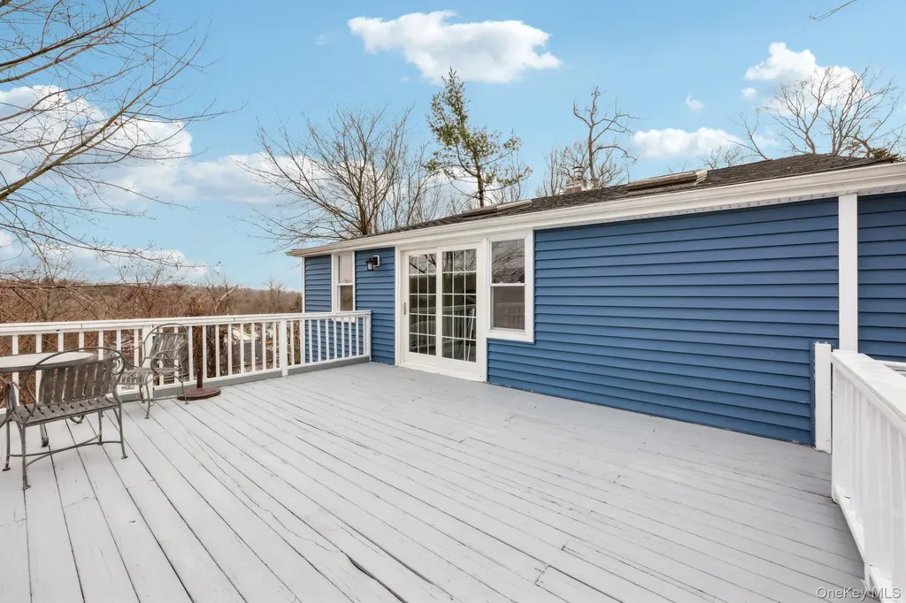 29 Fairway Mahopac NY 10541